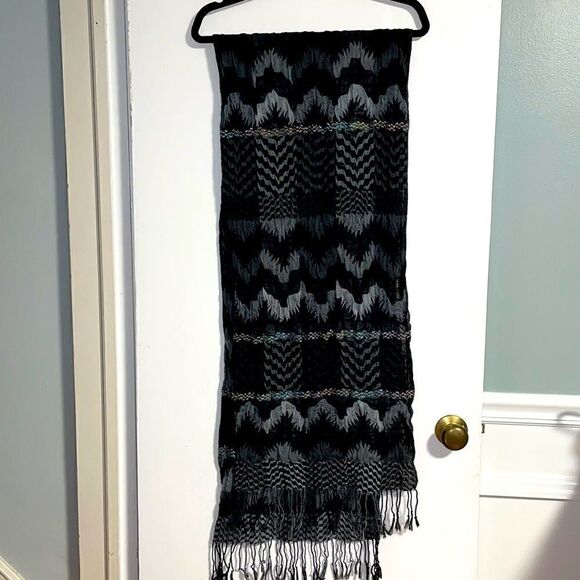 Layers by Lizden soft textured embroidered scarf - Picture 2 of 10